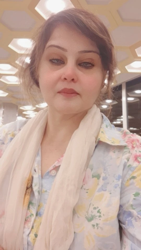 Zara – Pakistani escort in Lahore — 16 / 31