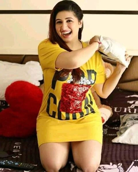 Komal – Pakistani escort in Islamabad — 7 / 8