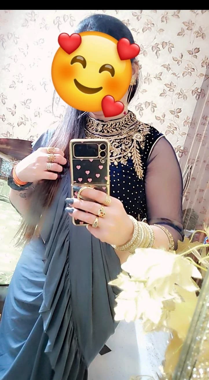 ANAL QUEEN CAM/VIDEO/ PORN MAKER – Indian escort in Noida — 20 / 21