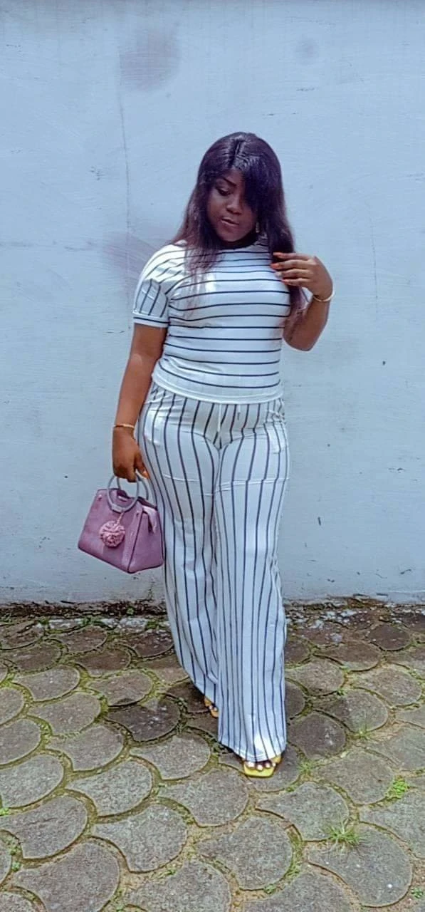 Gift – Cameroonian escort in New Delhi — 1 / 6