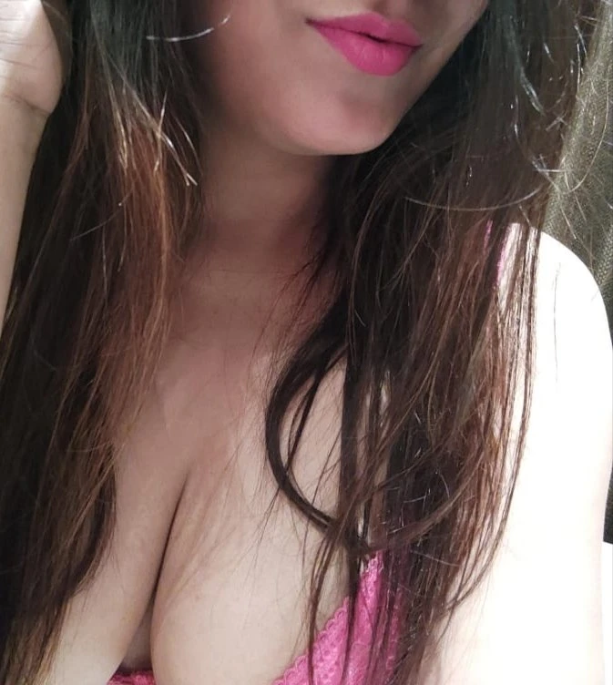 Divya (Indepent Girl) – Indian escort in Kolkata — 4 / 8