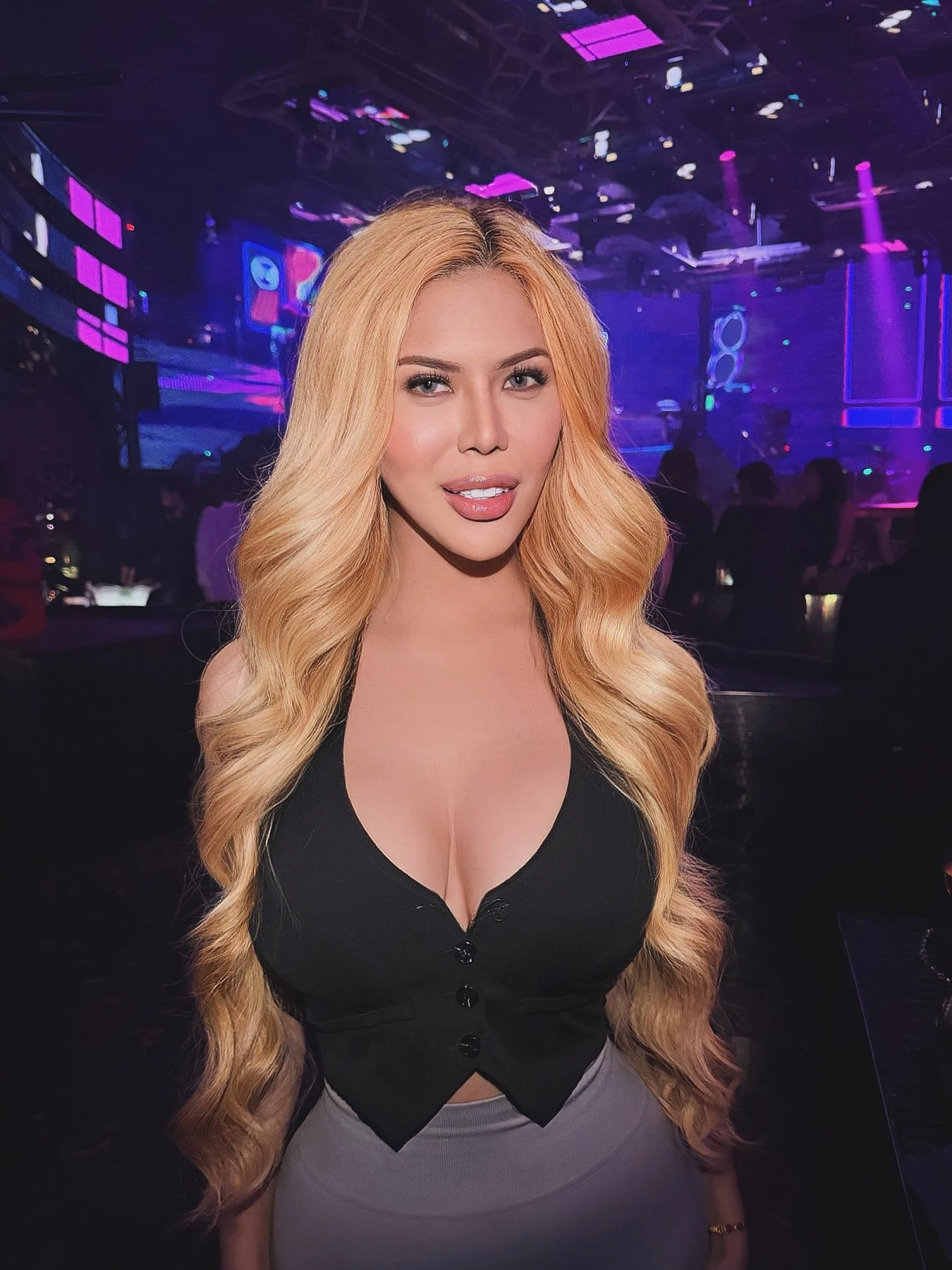 Tattiana – Colombian escort in Macao — 2 / 12