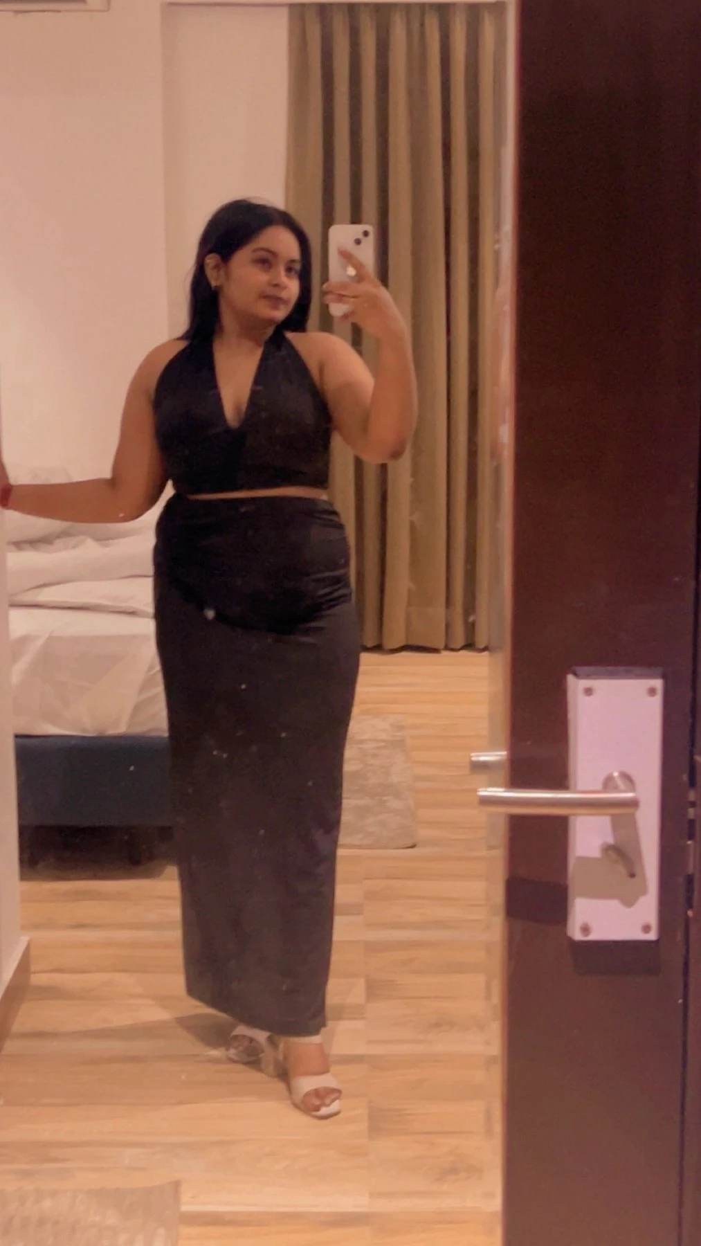 Zareen – Indian escort in New Delhi — 2 / 22