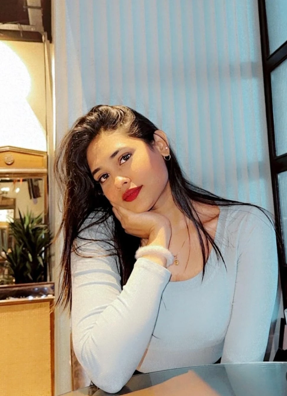 CAM AND REAL MEET KAJAL, – Indian escort in Pune — 2 / 5