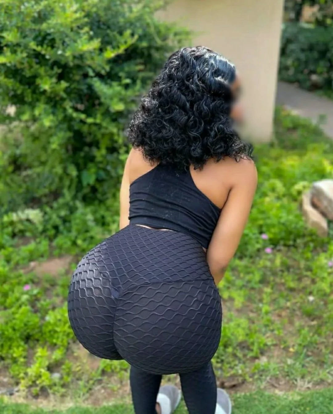 Taliya – Ghanaian escort in Mumbai — 1 / 4