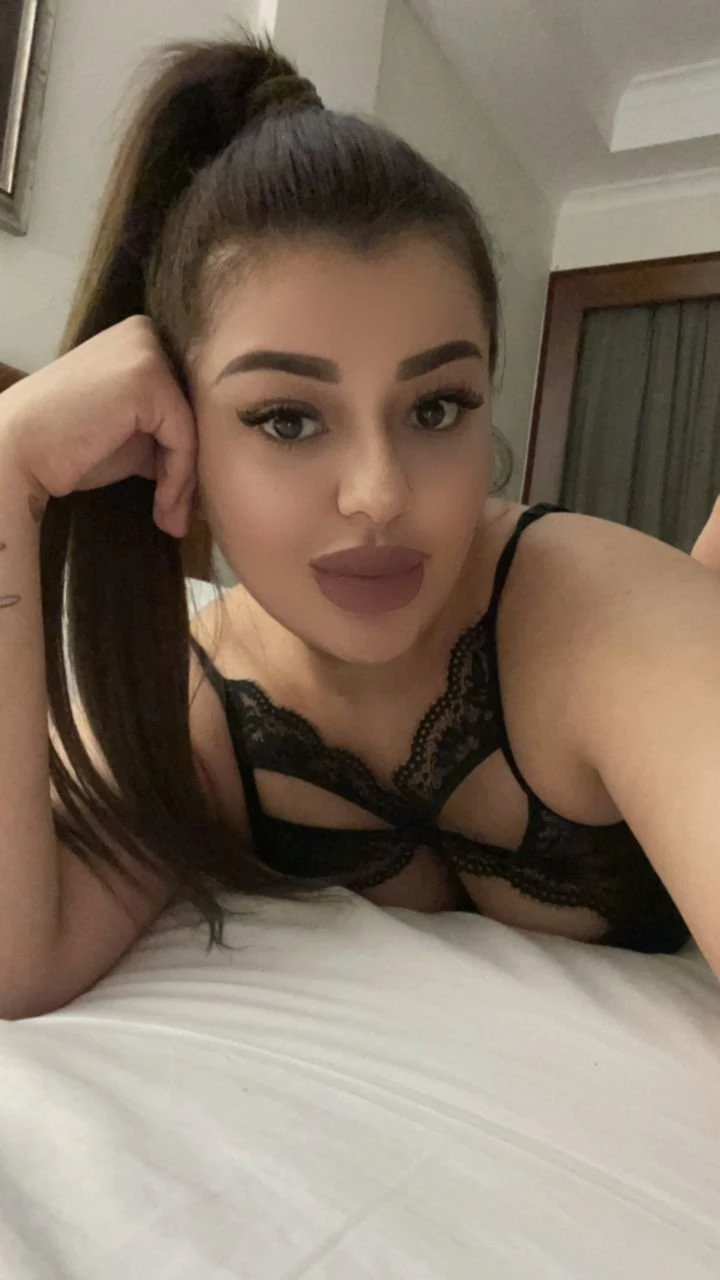 Russian escort in surya hotel Nfc – Russian escort agency in New Delhi — 1 / 9
