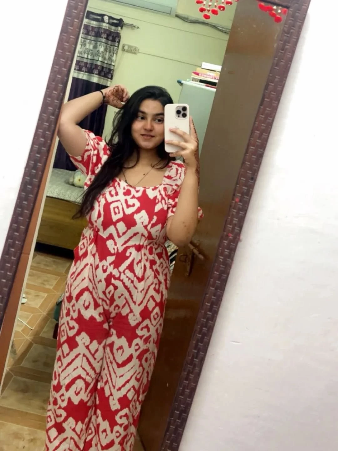 Manshi – Indian escort in Mumbai — 1 / 4