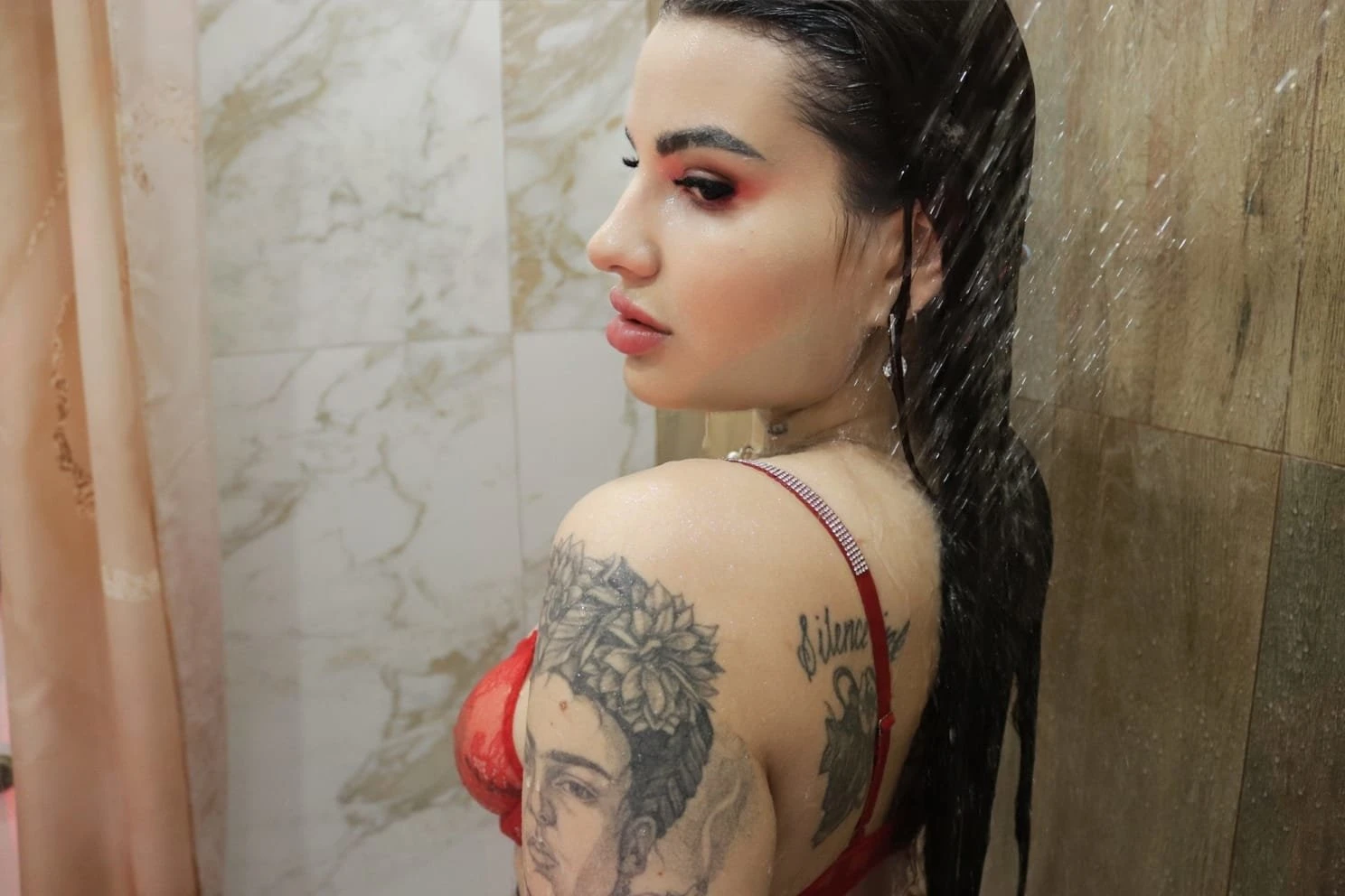 Fanny – Belarusian escort in Beirut — 3 / 8