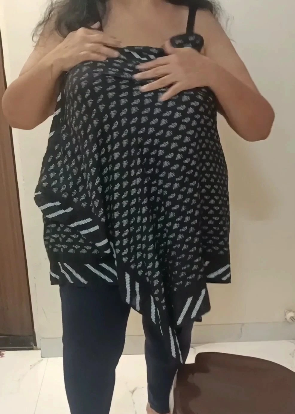 Meenu _cam_ lady – Indian escort in Mumbai — 6 / 9