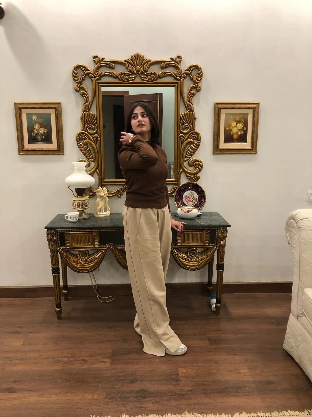 Smriti Rawal – Indian escort in Noida — 2 / 5
