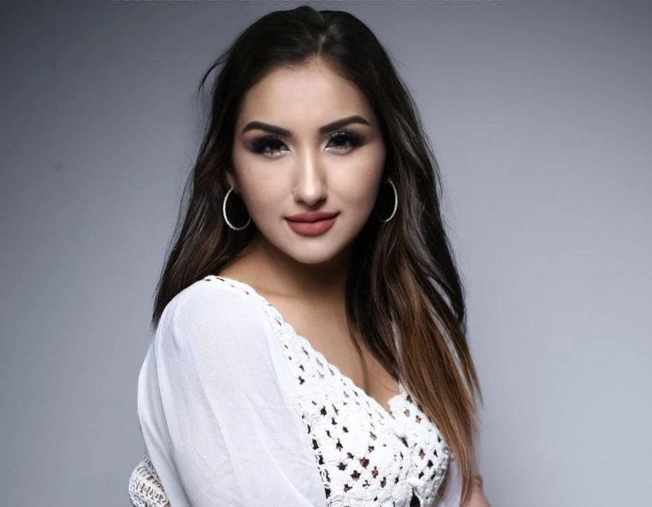 escorts in gurgaon ‍Ayda hyati – Russian escort in Gurgaon — 2 / 5