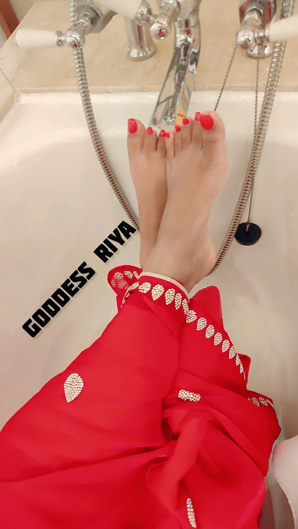 Goddess Rittika(riya) – Indian dominatrix in Kolkata — 16 / 21