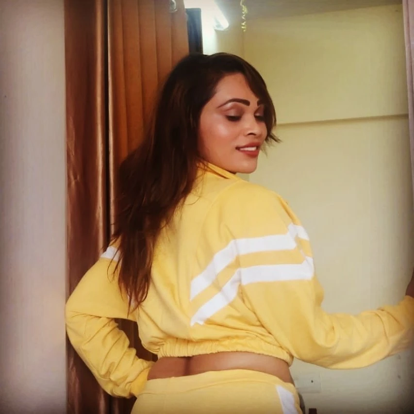 Reshma – Indian escort in Mumbai — 8 / 11