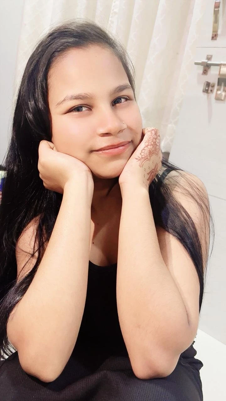 Nisha – Indian escort in Hyderabad — 1 / 2