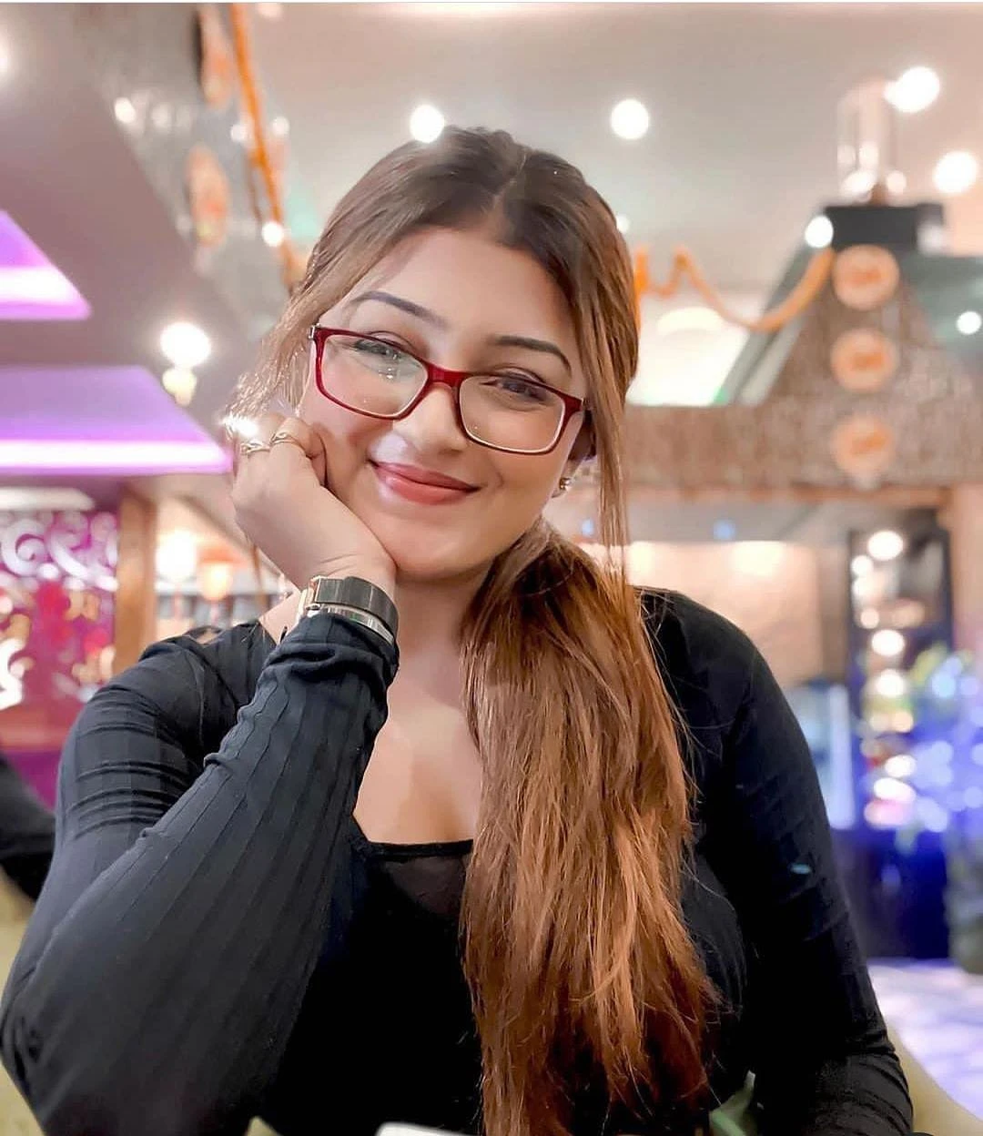 Sonia Real Meet & Com Session – Indian escort in Navi Mumbai — 2 / 6