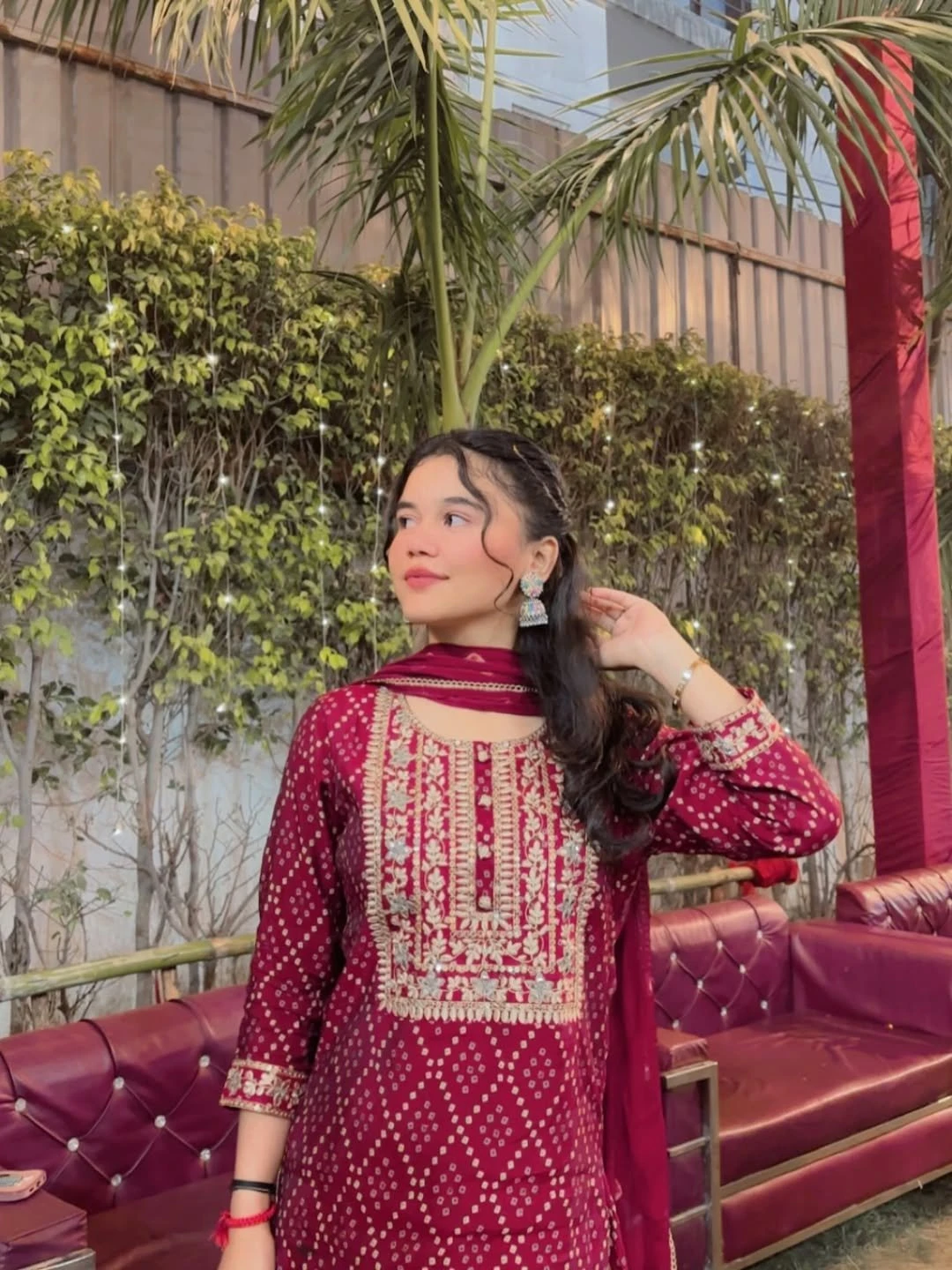 Divya – escort in Kolkata — 2 / 4