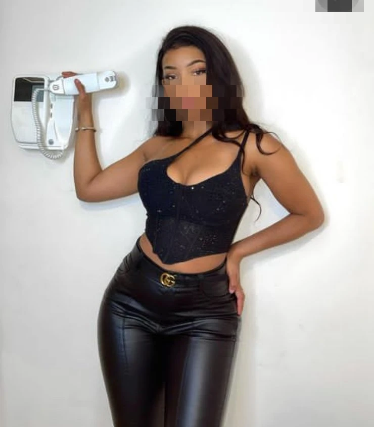 Sun – French escort in Abidjan — 5 / 7