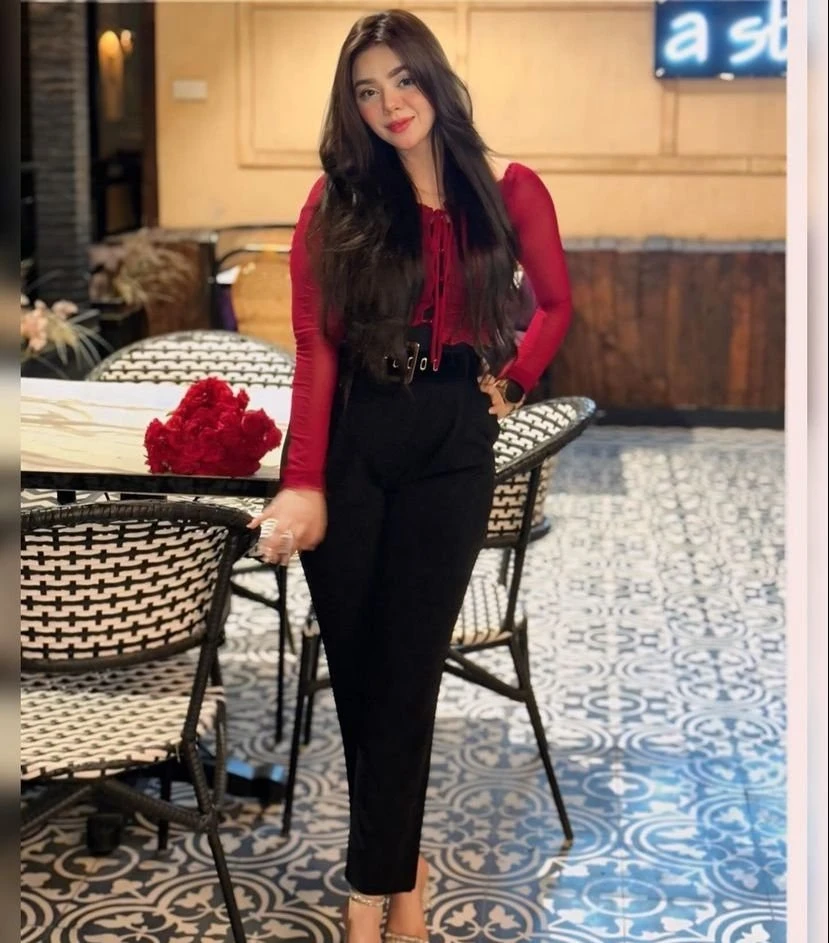 Haniya || Karachi Call Girl – Pakistani escort in Karāchi — 6 / 7