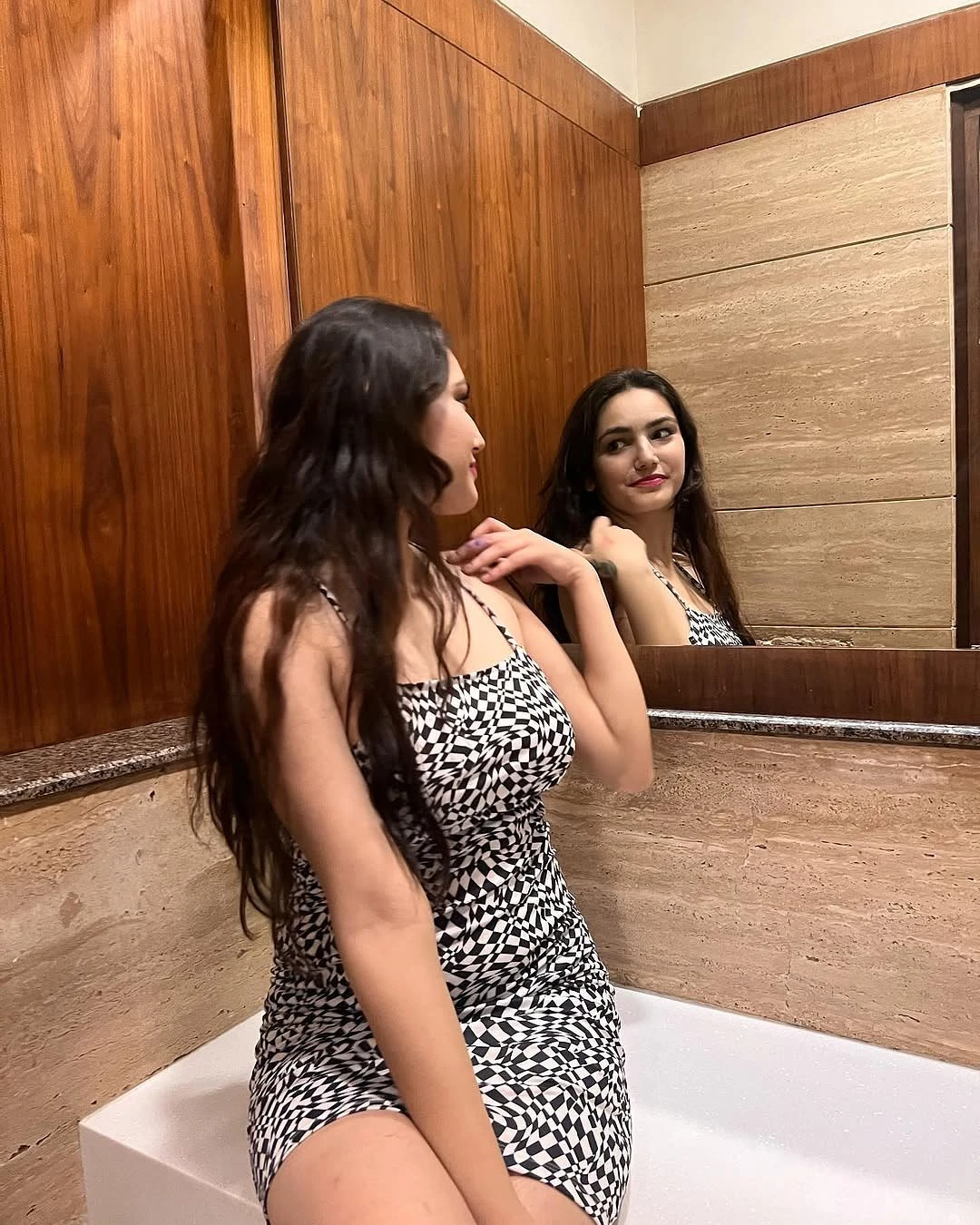Samiksha – Indian escort in Mumbai — 3 / 5