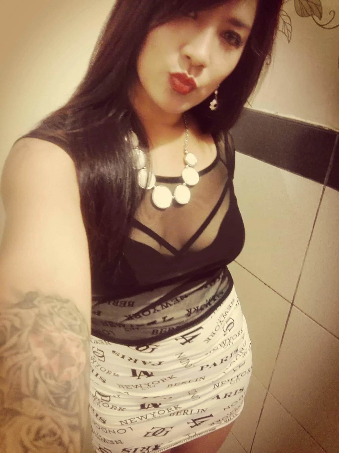 Jhandi – Mexican escort in Monaco — 6 / 7