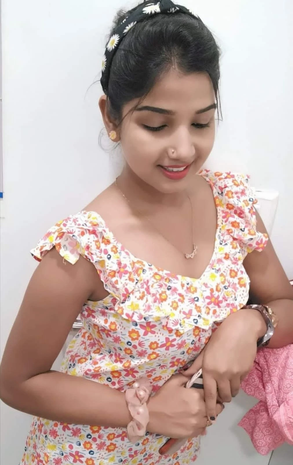 Sona Independent – Indian escort in Kolkata — 1 / 3