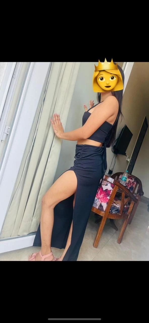 Ashmita Roy Cam Show – Indian escort in Indore — 3 / 4