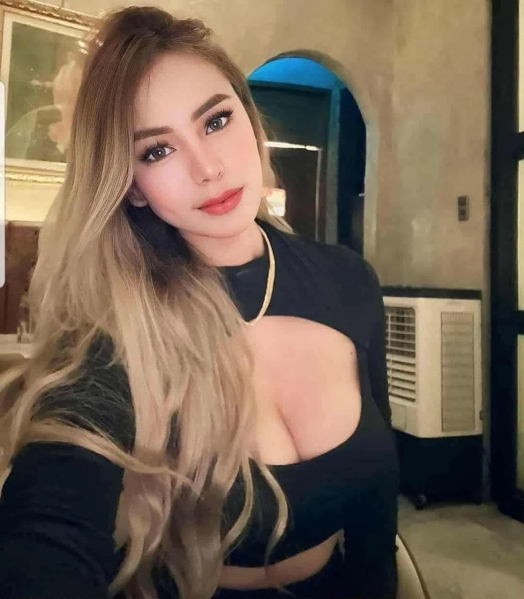 Juni – Russian escort in Montenegro — 6 / 11