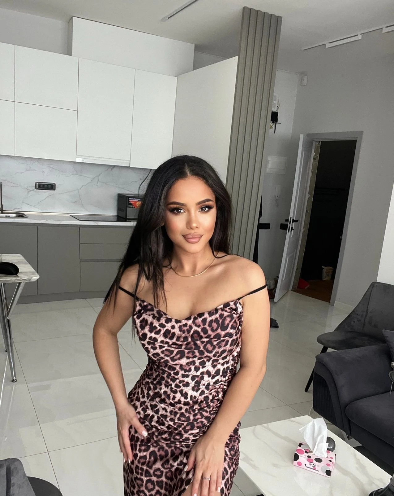 Lubove – Russian escort in Hanoi — 2 / 7