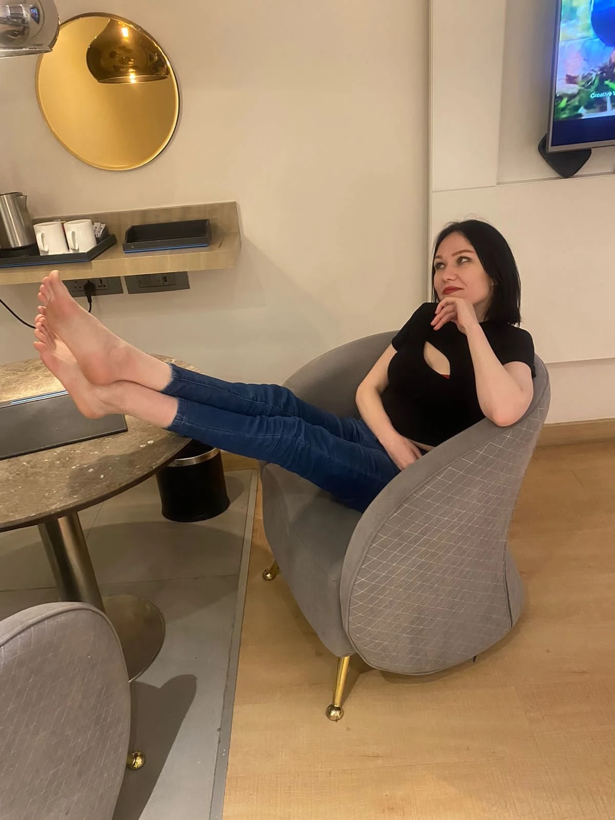 Leena D'Souza – Russian escort in New Delhi — 5 / 6