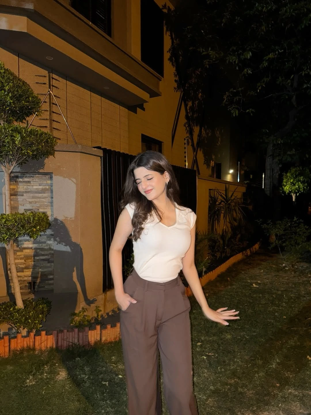 Chahat – Indian escort in Hyderabad, Escort, Hyderabad