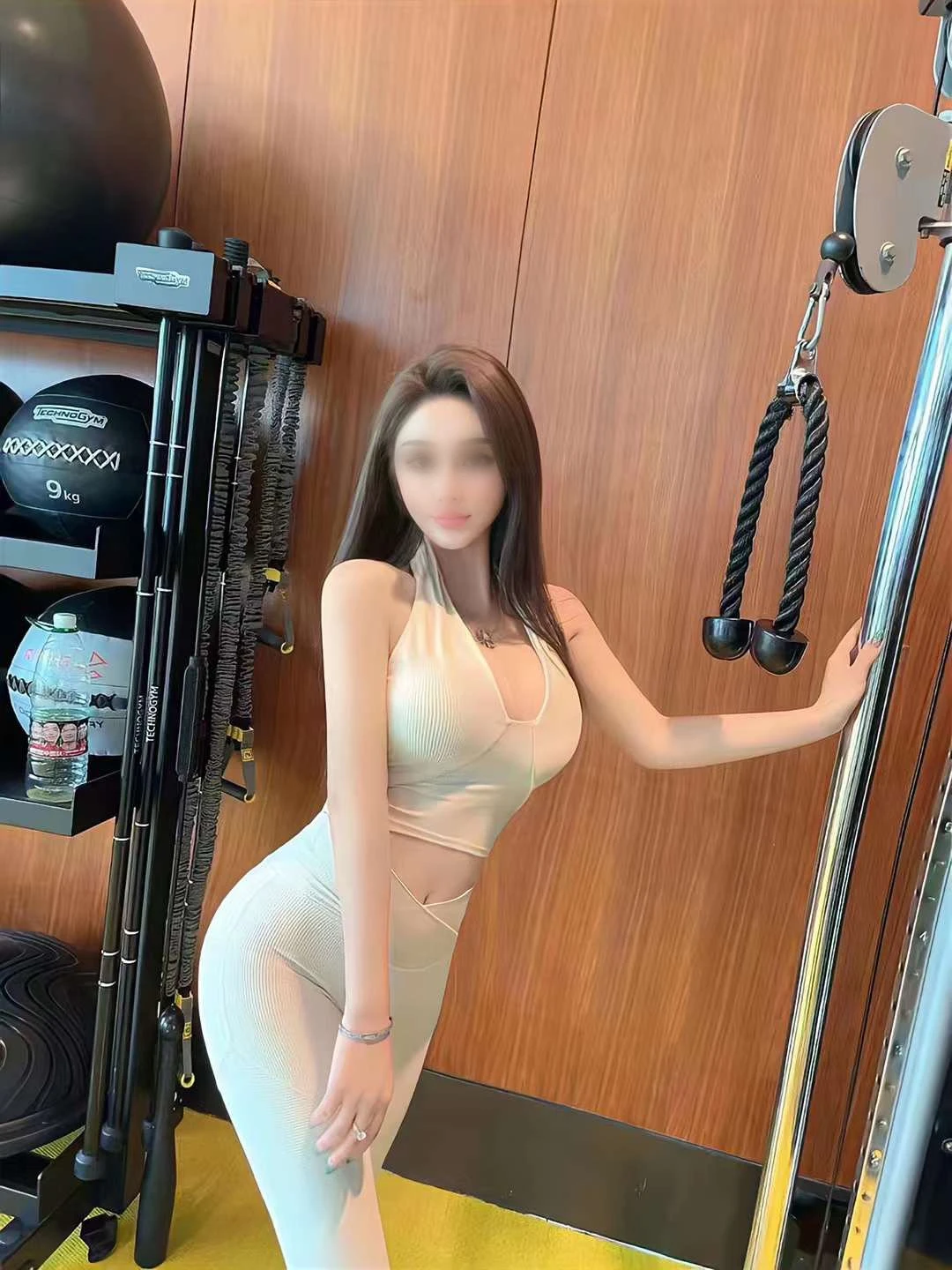 Kathy Foxy – Chinese escort in Hong Kong, Escort, Hong Kong