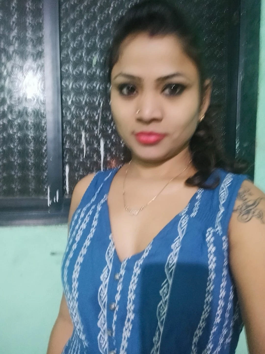 Komal Independent Girl – Indian escort in Mumbai — 2 / 3