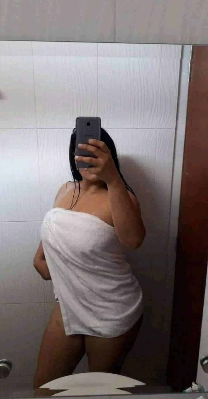 Hot Telugu Couple 3sum Cam 1st – Indian escort in Candolim, Goa — 9 / 11