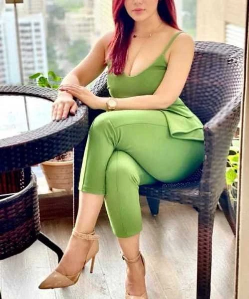 Vip Escort and Call Girl Service in Aer – Indian dominatrix in New Delhi — 2 / 5