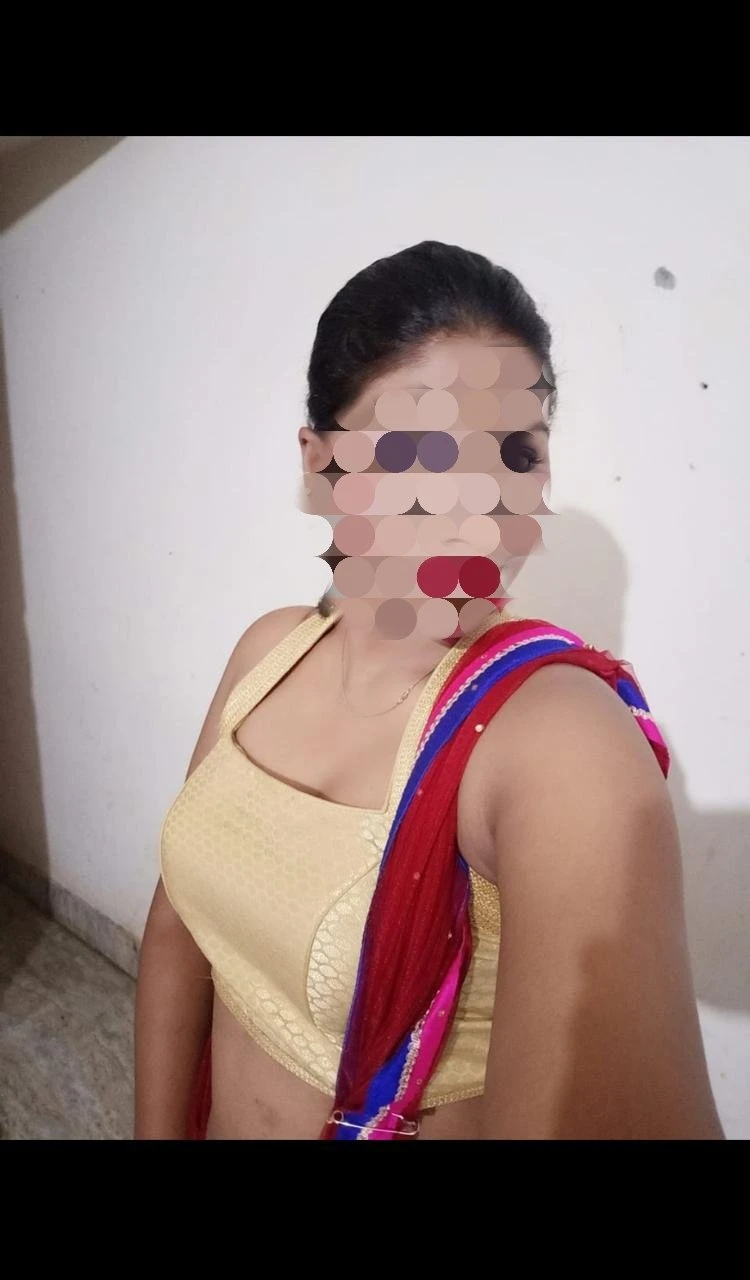 ZOYA KHAN let's meet casual encounters – Indian escort in Pune — 3 / 5