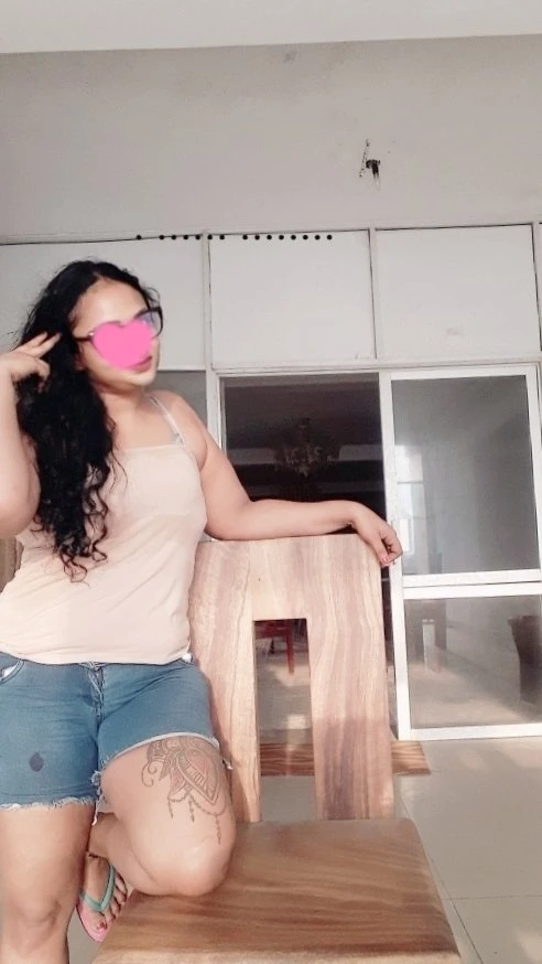 Sexy Figure Chubby Girl Reshma – Sri Lankan escort in Colombo — 6 / 9