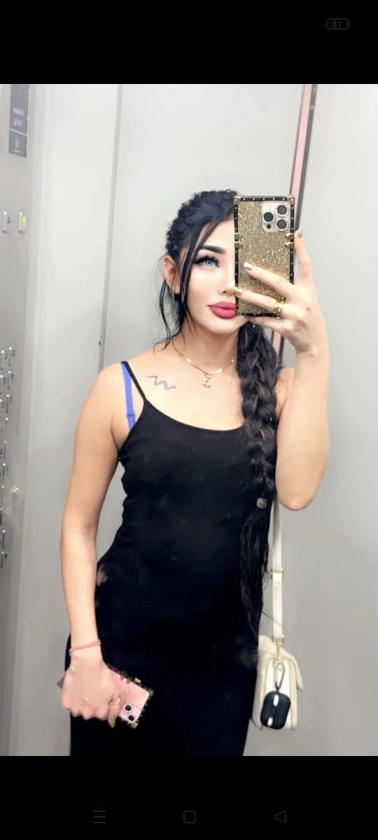Layla – Russian escort in Jaipur — 2 / 5