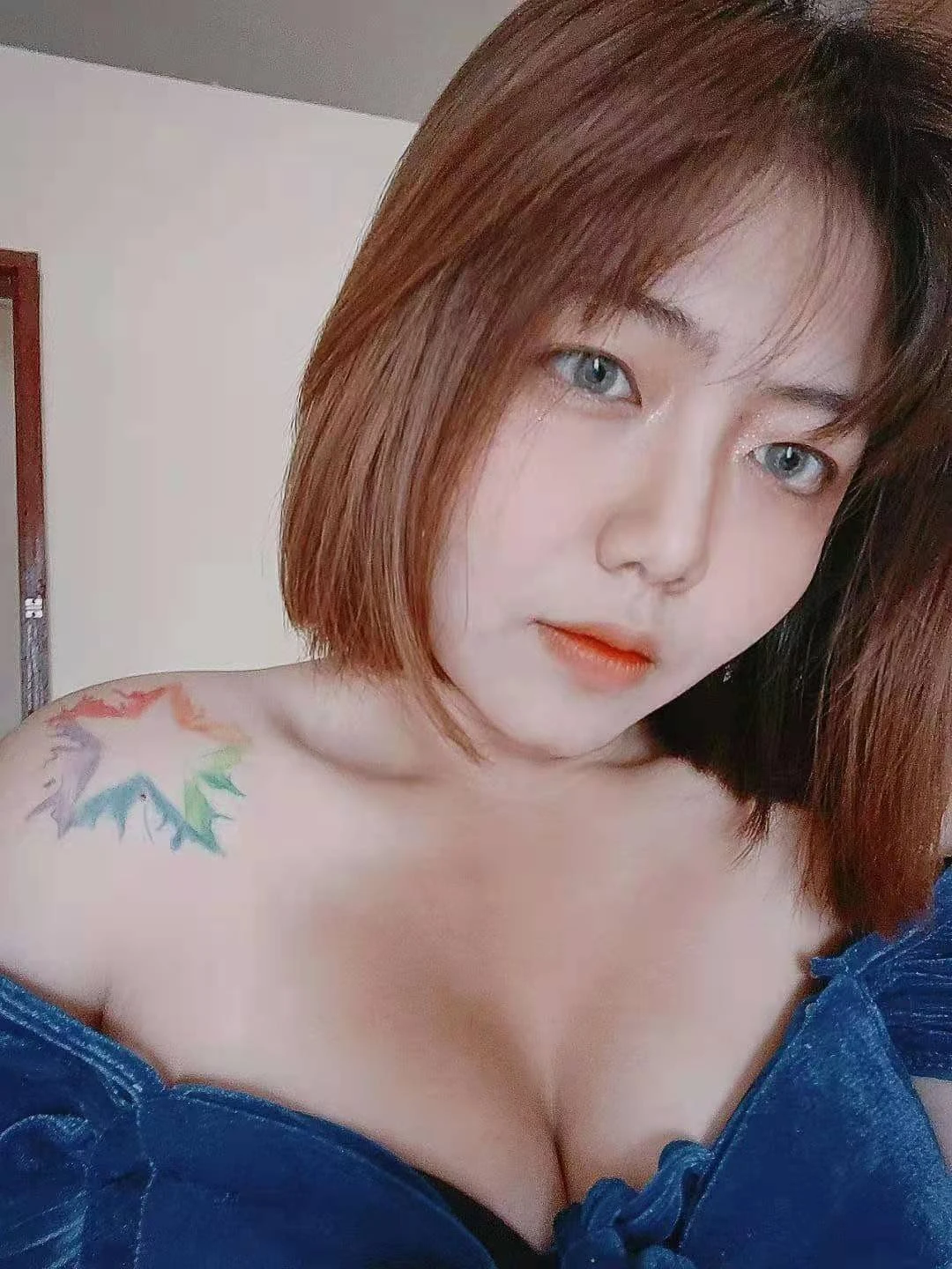 Fans – Thai escort in Mauritius — 3 / 7