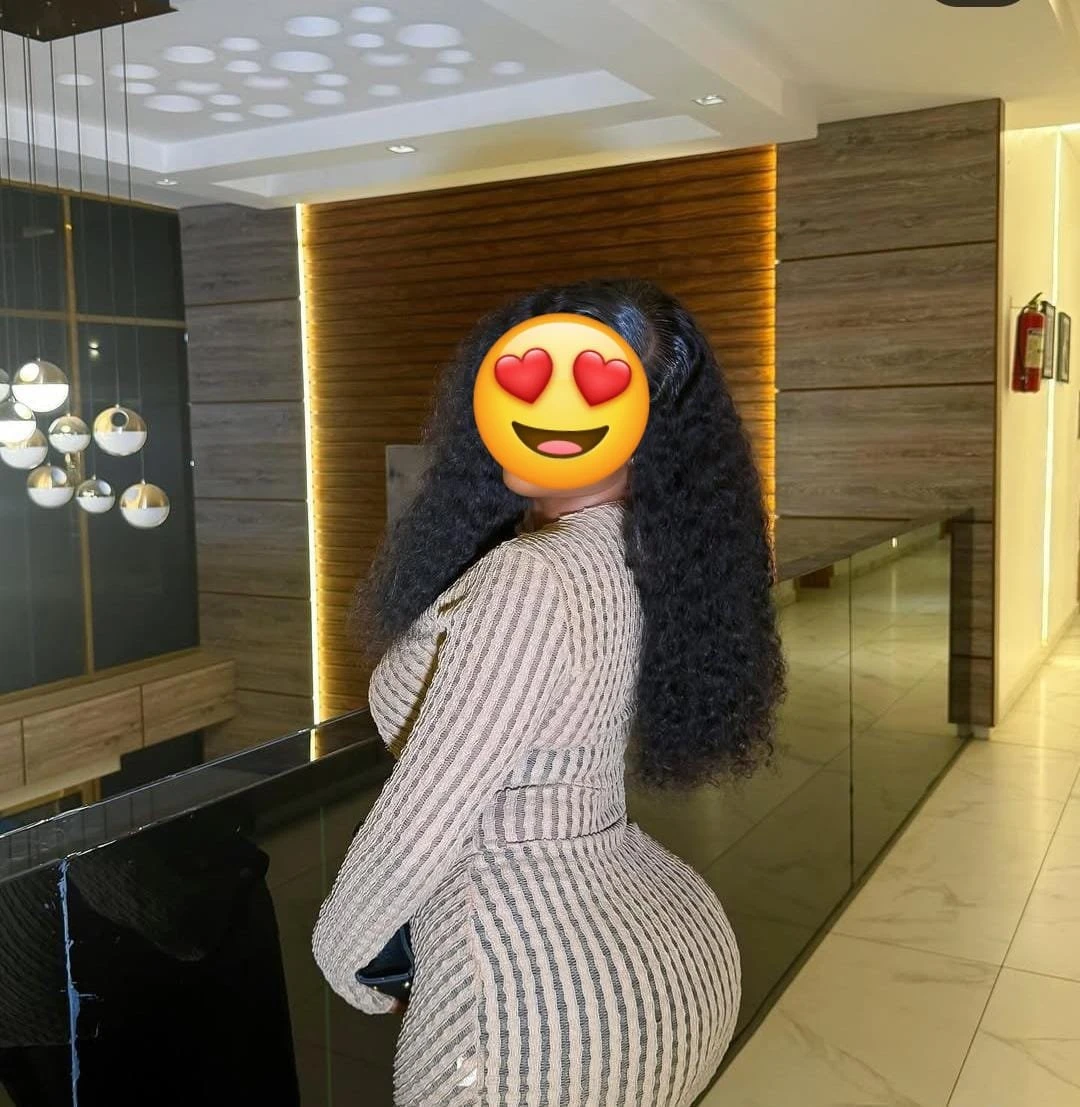 Becky – South African escort in Kolkata — 4 / 6