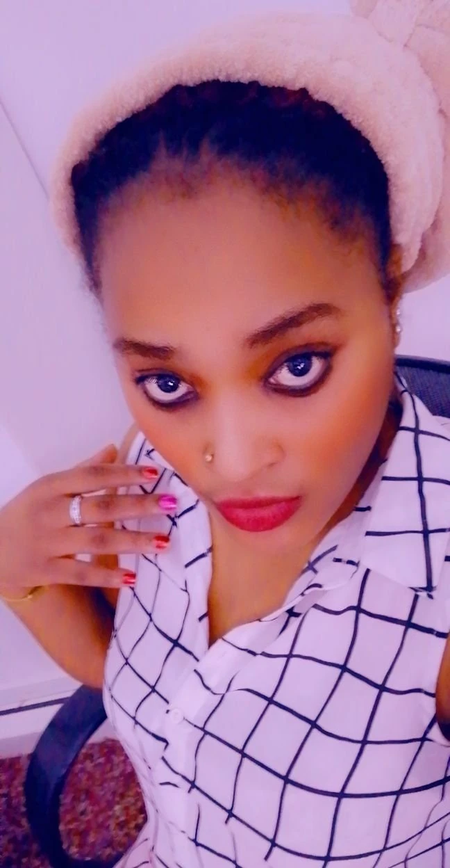 Shinah – Egyptian escort in Pune — 1 / 5