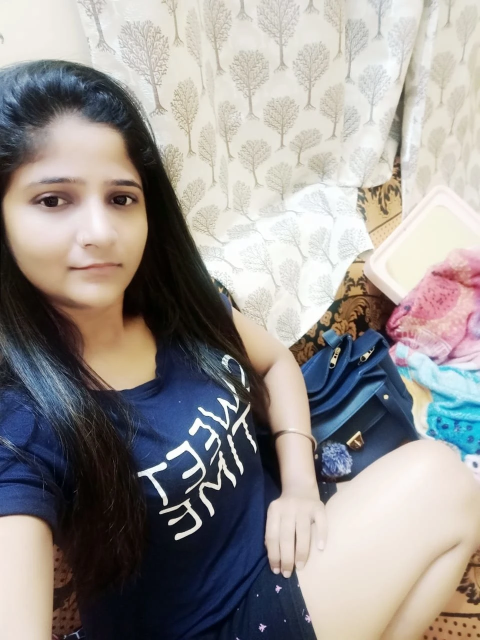 Madhu.. – Indian escort in Mumbai — 3 / 5