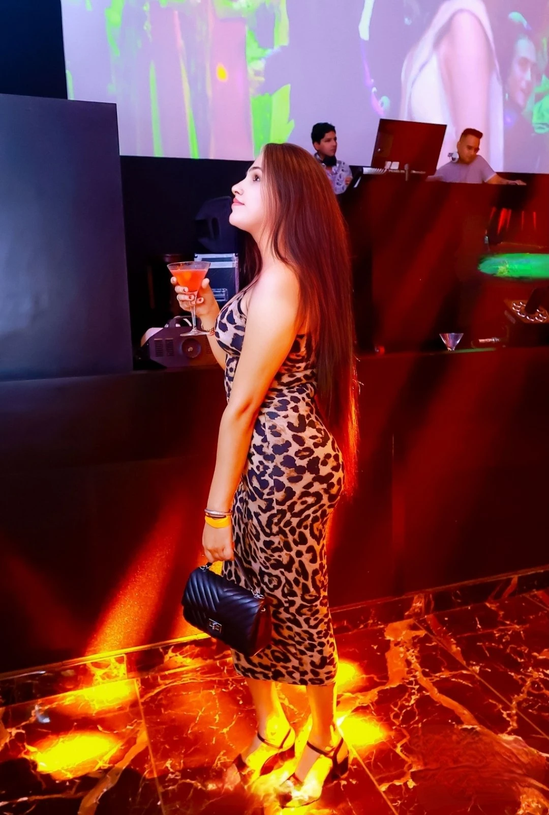 Riya Choudhary – Indian escort in Gurgaon — 10 / 13