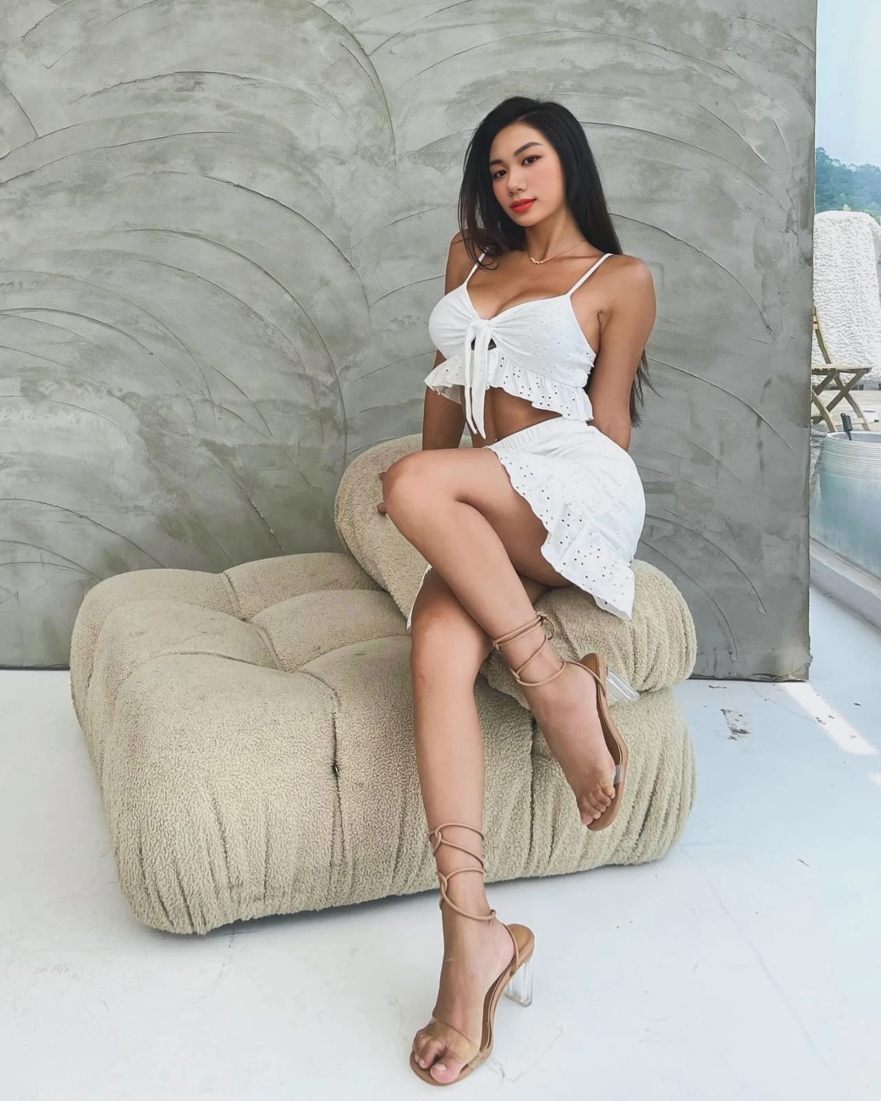 Julia – Filipino escort in Colombo — 3 / 7