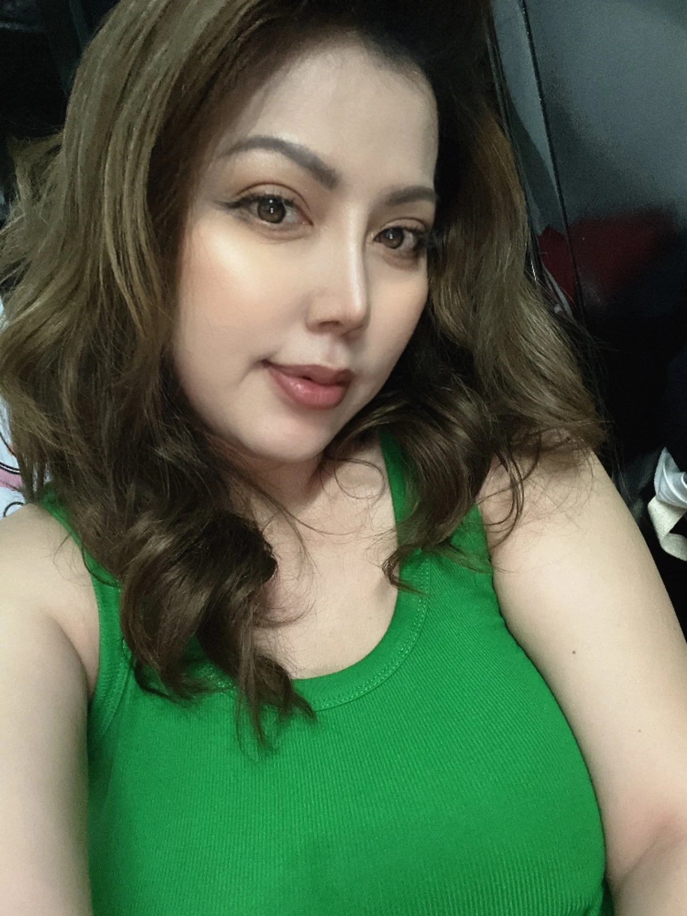 Vivian – Vietnamese escort in Ho Chi Minh City — 3 / 4