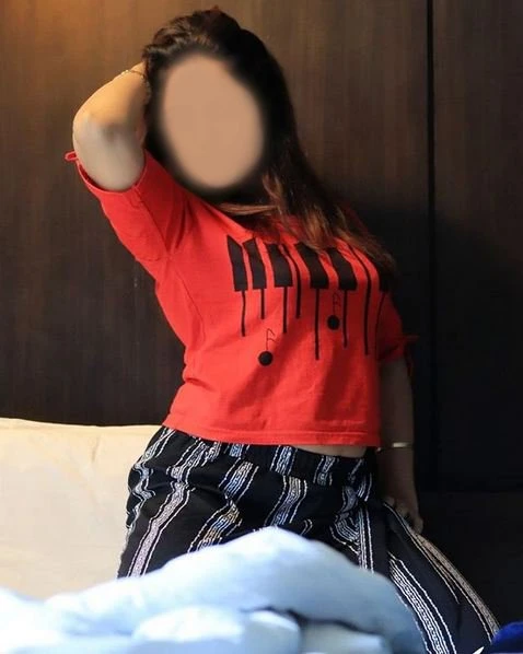 Honey – Indian escort in New Delhi — 1 / 5