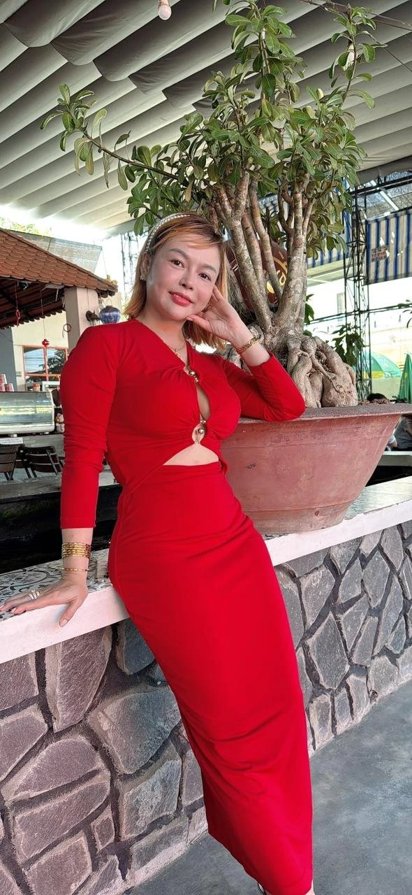 Trúc – Vietnamese escort in Budva — 2 / 5