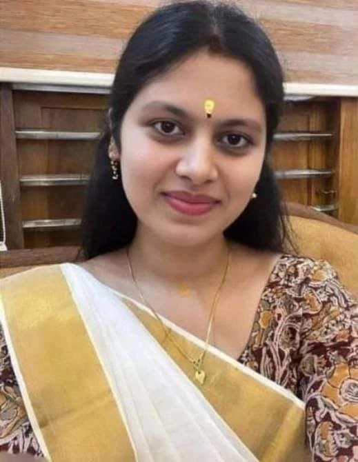 Vami a 18 Year Girl Hot and Sexy Figure – escort in Kozhikode — 5 / 6