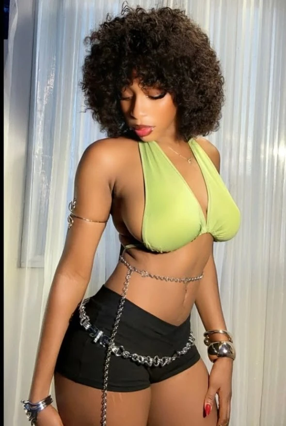 Angel Hinjawadi – Egyptian escort in Pune — 1 / 4