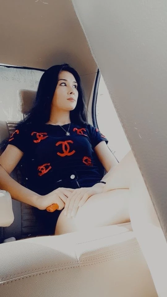 Kirty Escort Service in your bajat – Russian escort in Dehradun, Uttarakhand, Escort, Dehradun