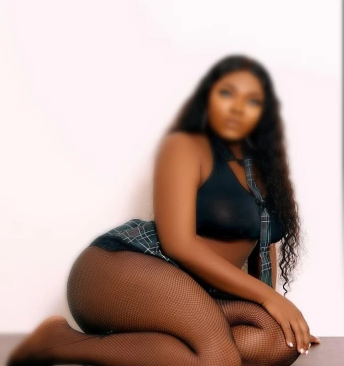 Simone Exotic Goddess video calls only – Cameroonian adult performer in Mumbai, Escort, Mumbai